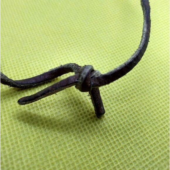 Hand carved tribal snake necklace‎ - Picture 4 of 6